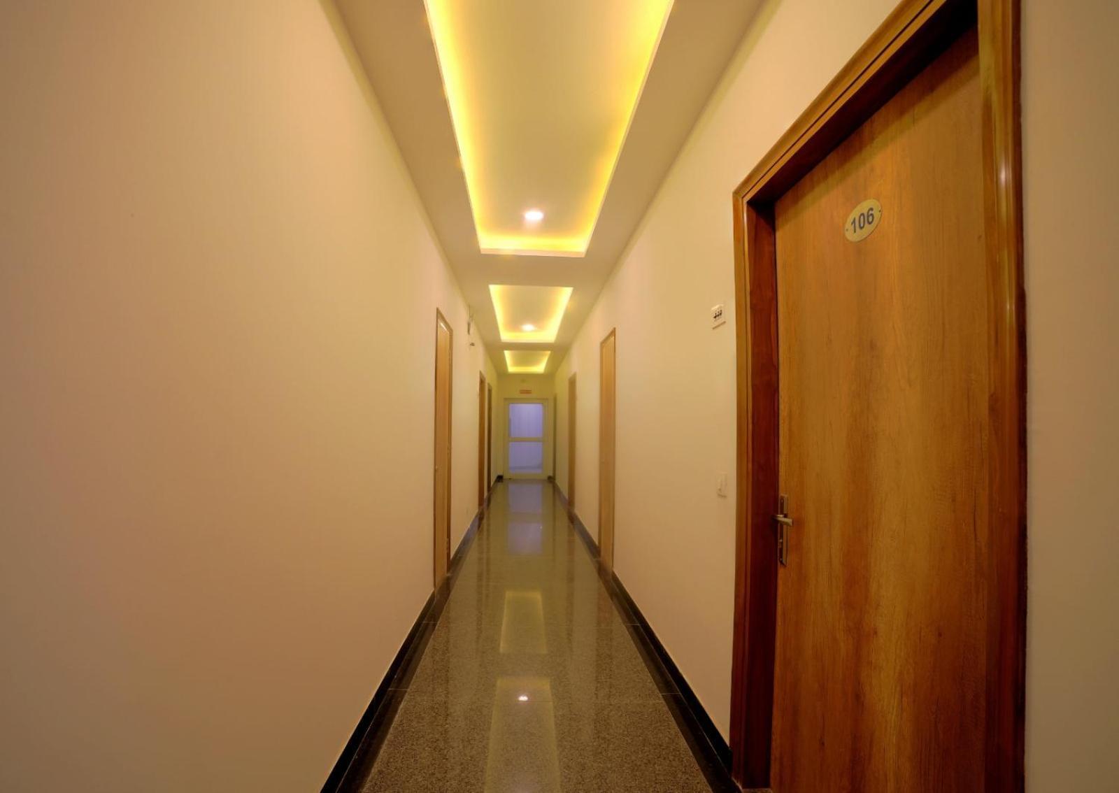 Hotel Peridot Near Igi Delhi Airport New Delhi Exterior photo