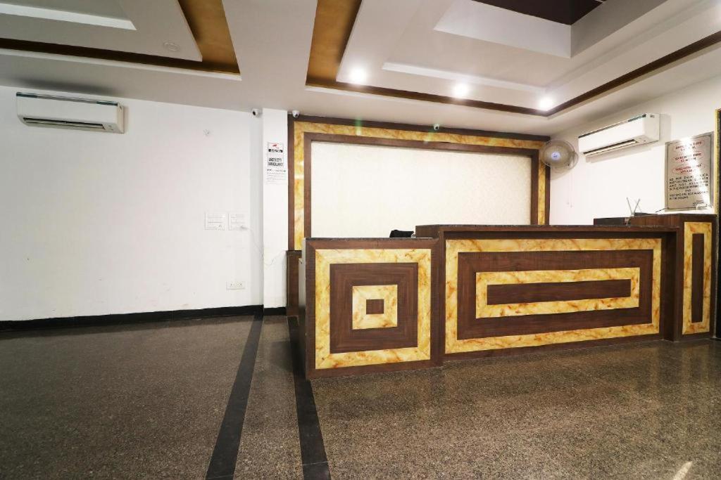 Hotel Peridot Near Igi Delhi Airport New Delhi Exterior photo